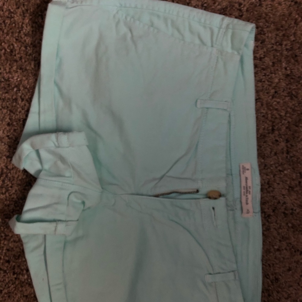 A&F blue short